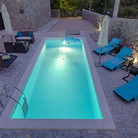 Modern With Pool, Quiet Aria, Privacy, Garden - By Traveler Krk Agency Id 2138